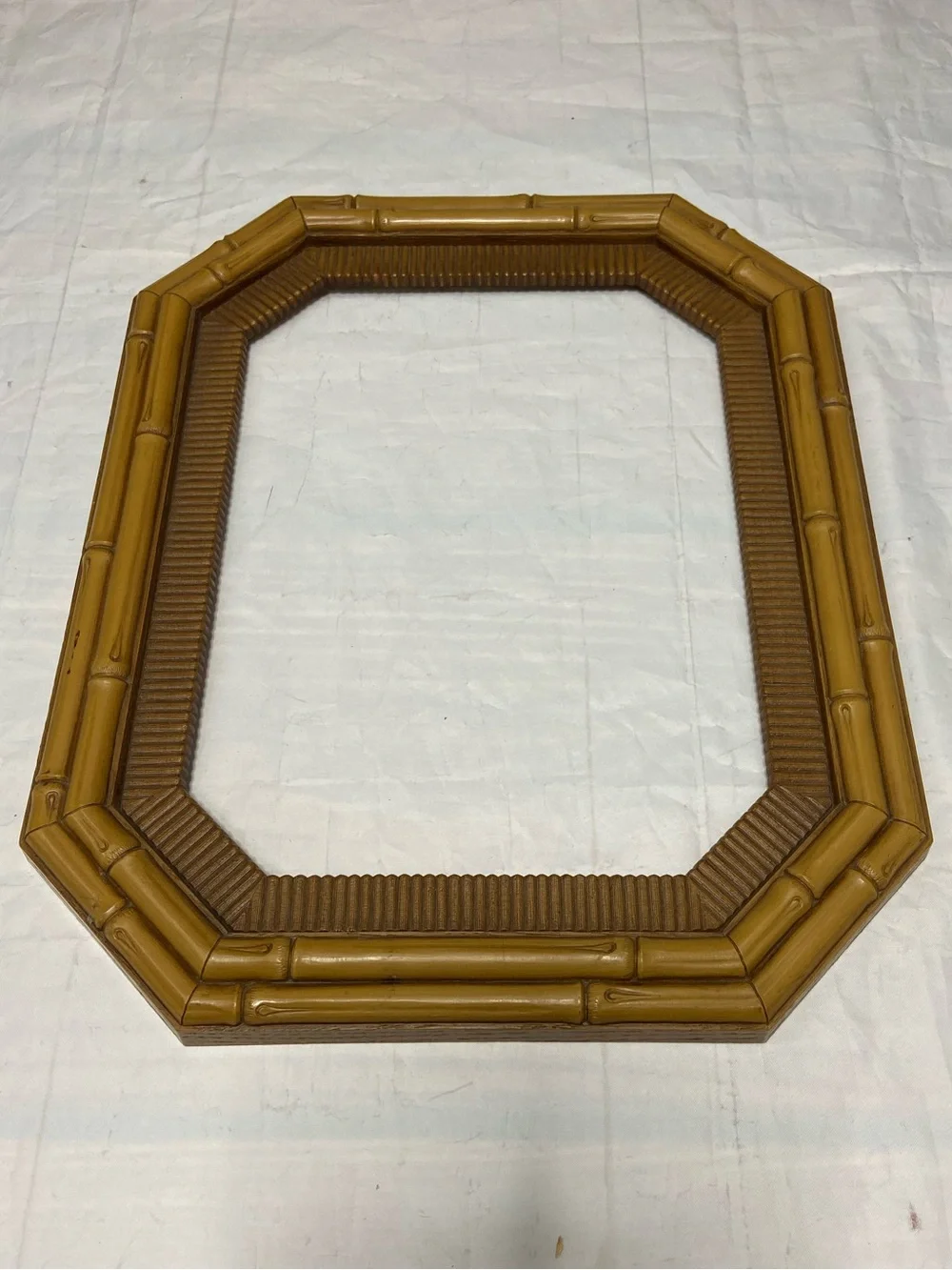 1981 Faux Bamboo 20x16x1.25  Syroco Large Wall Picture Frame Vtg VINTAGE USA